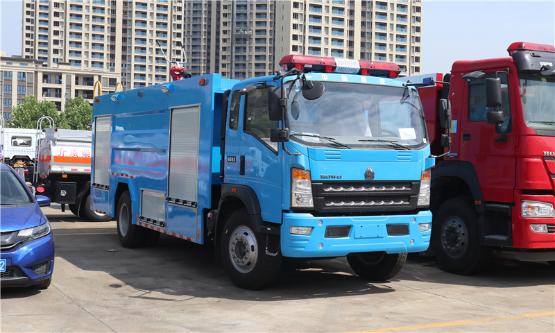 ���{(l��n)ɫ����܇